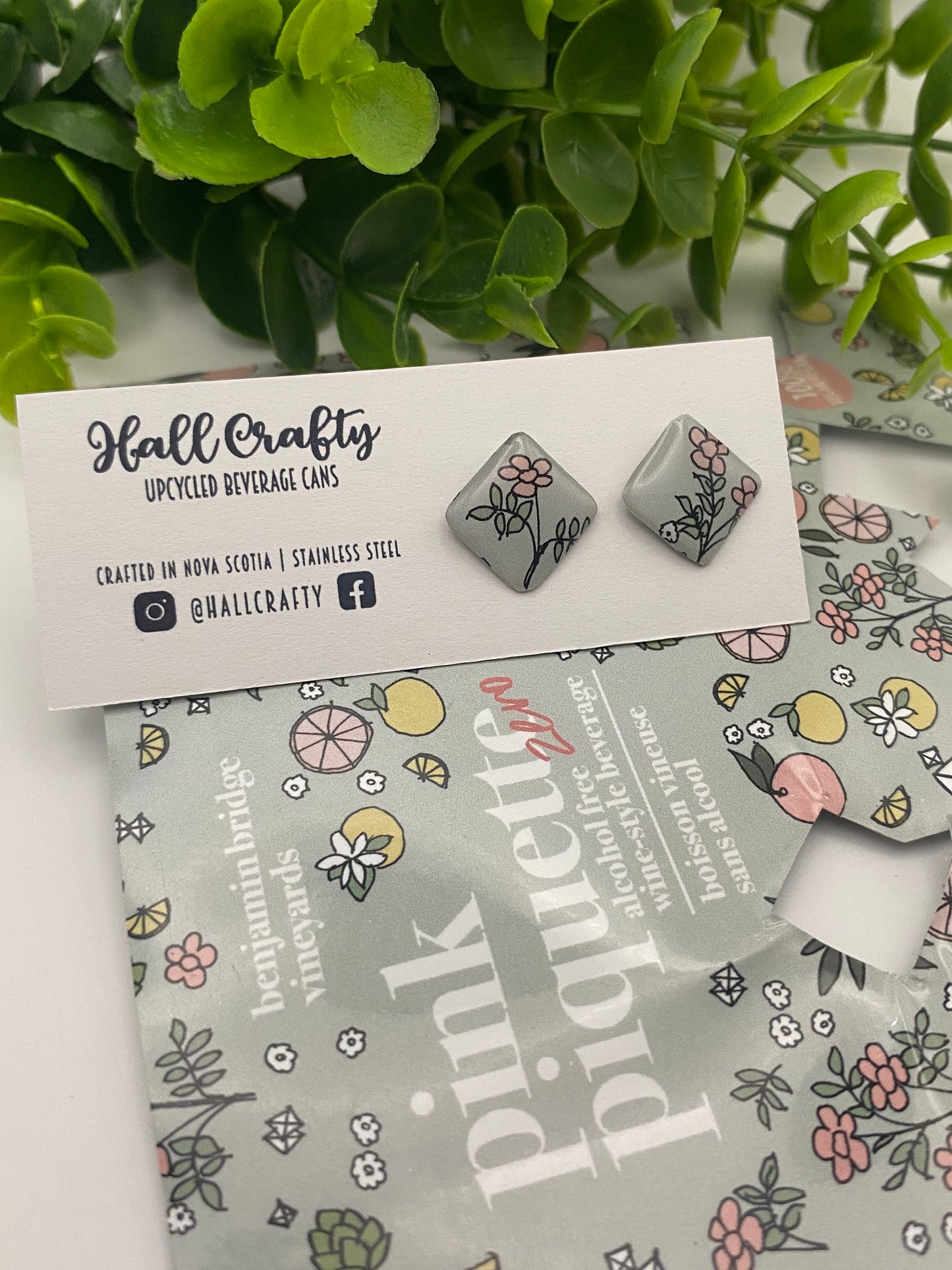 Wine Pop Studs